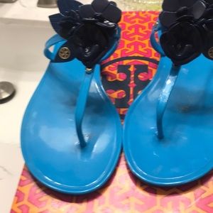 Nice comfortable jelly sandals